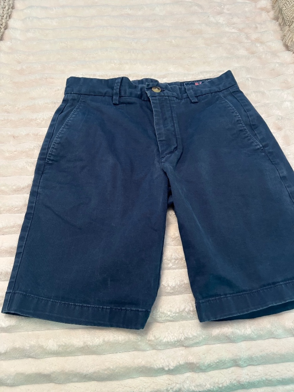 Vineyard vines chino shorts